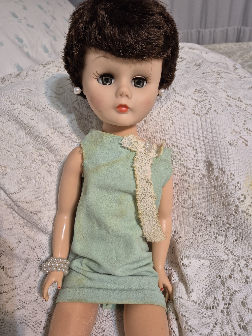 Vintage Bride DOLL 23IN